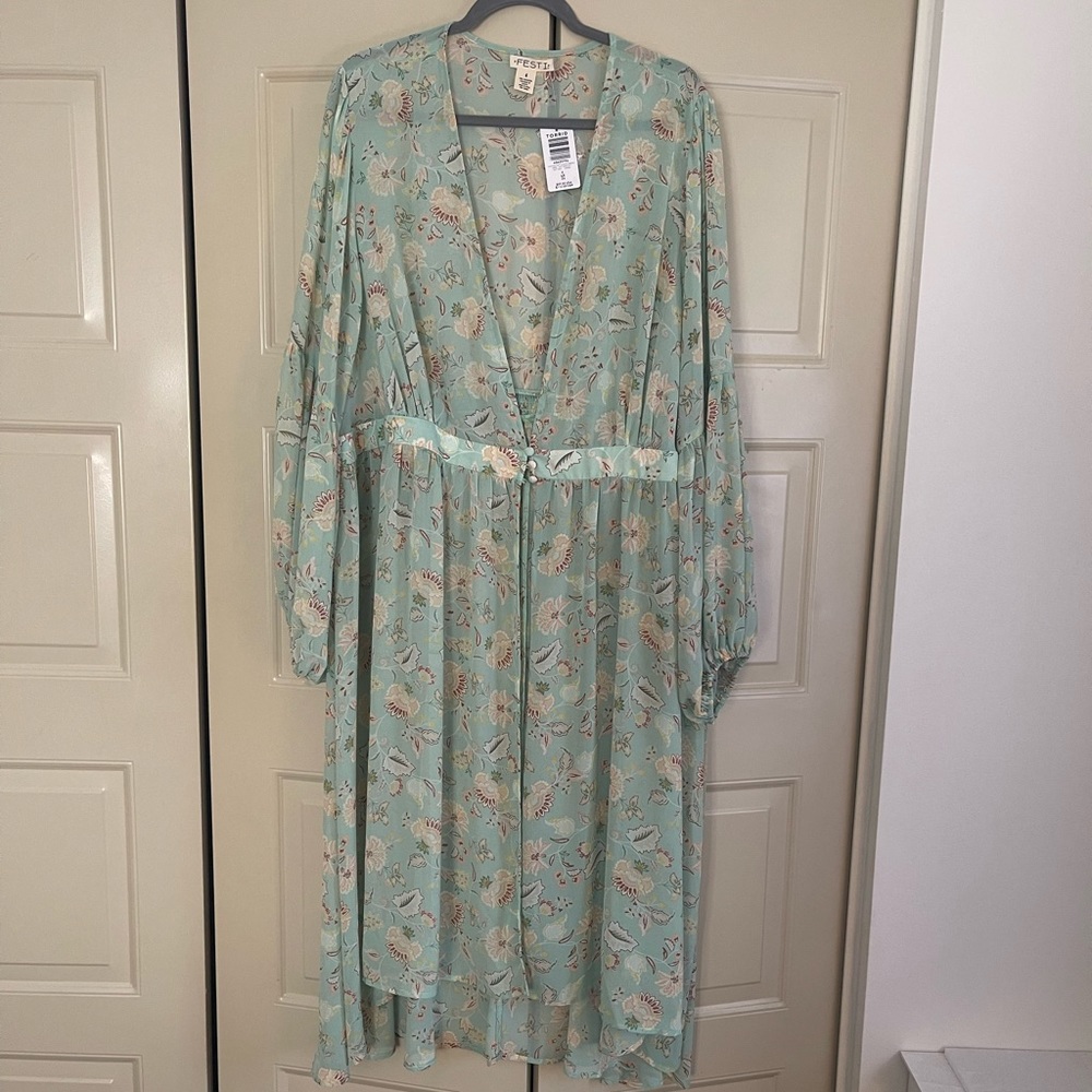 NWT Kimono